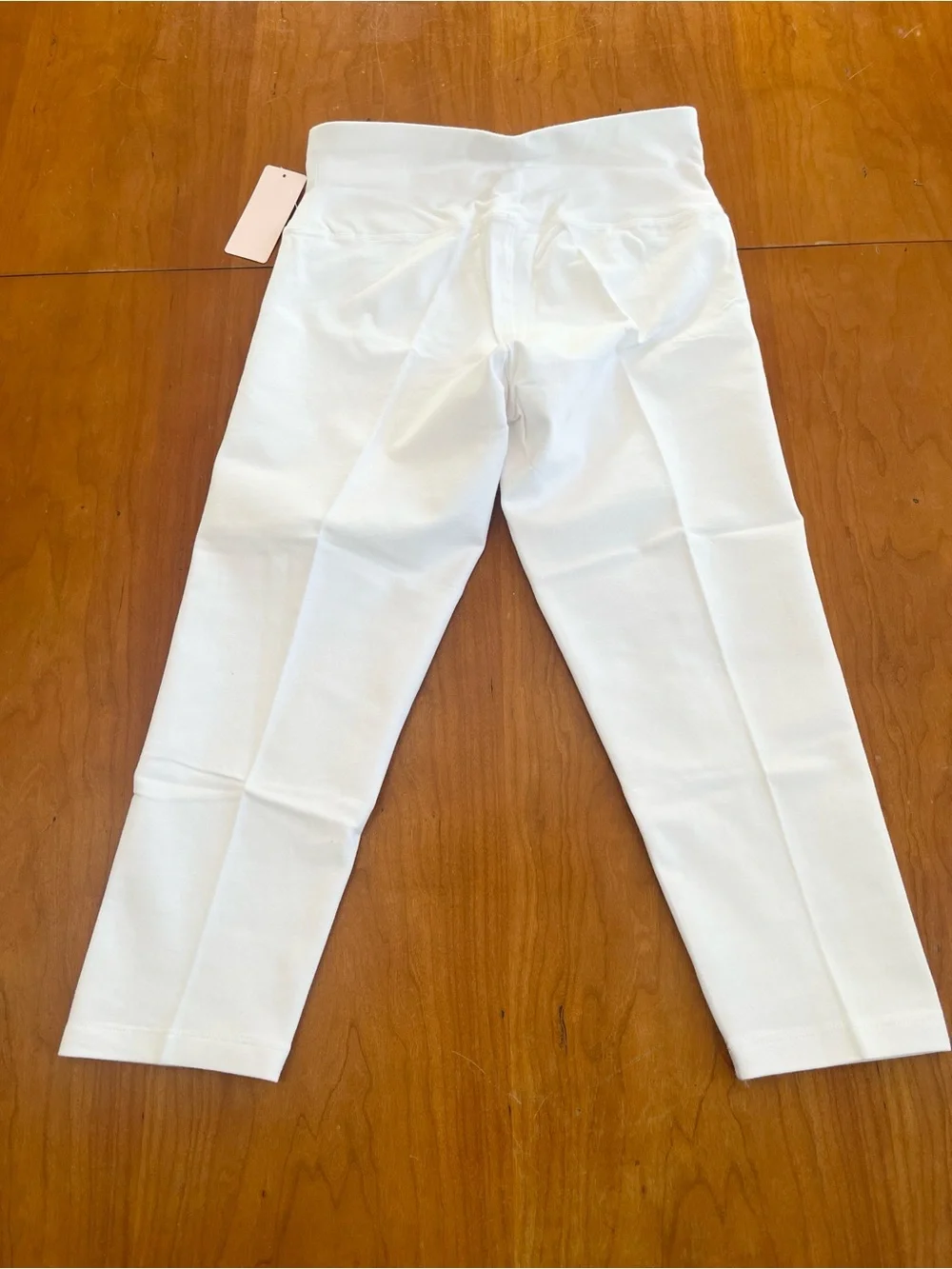 NWT- Nearly Nude Slimming Hi-Waist Capri Shape-Wear Leggings in Cotton/Spandex.